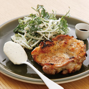 りんごとセロリのクリーミーサラダと塩焼きチキン りんごとセロリのクリーミーサラダと塩焼きチキン