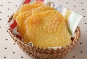 ぱりぱりチーズせんべい