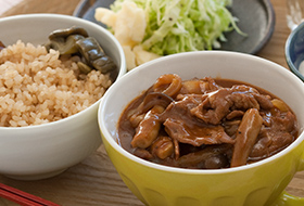 豚肉としめじのハヤシライス